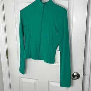 Lululemon nulu cropped define jacket